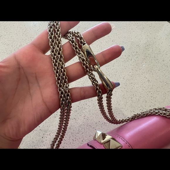 Pink Valetino - Picture 5 of 5